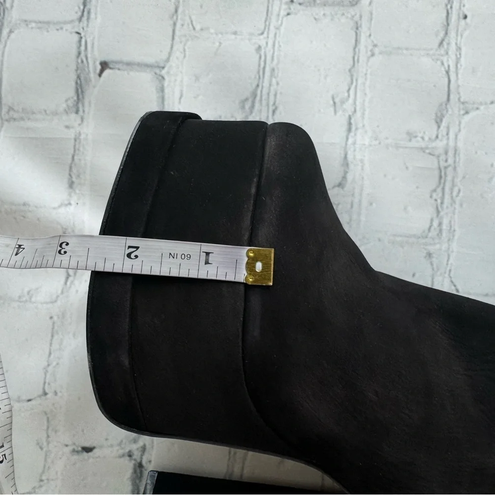 SCHUTZ excellent used